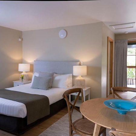 Awaroa Lodge Екстер'єр фото